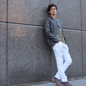 Meet your Posher, Chris